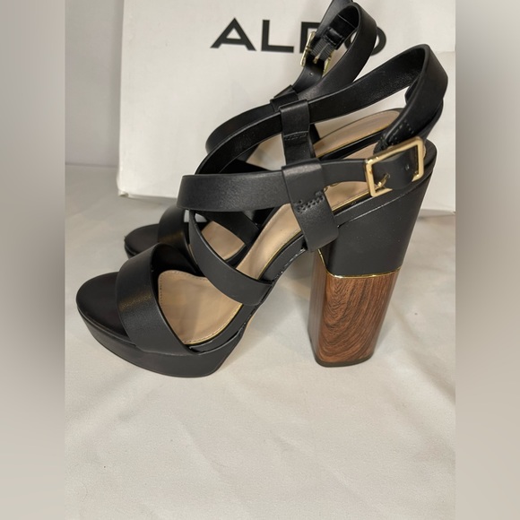 Aldo Strappy Platform Sandal, with Original Box, Size 8.5 - Picture 2 of 5